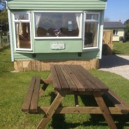 Luxury Mobile Home Near Perranporth Situated On A Quiet Farm Truro Exteriér fotografie